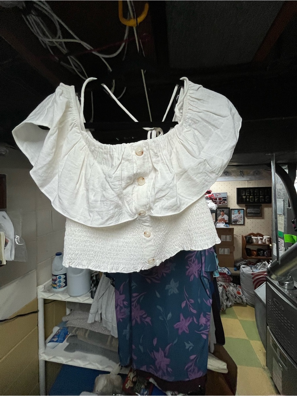 wild fable White Off-Shoulder Ruffle Button-Front Top - Picture 4 of 9